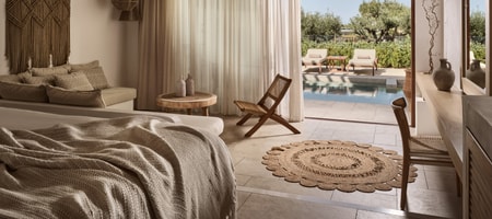 Signature Garden Pool Suite