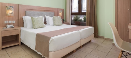 Triple Room Interconnecting