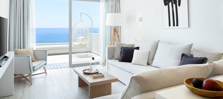 Executive Junior Suite with Sea View - Outdoor Jacuzzi