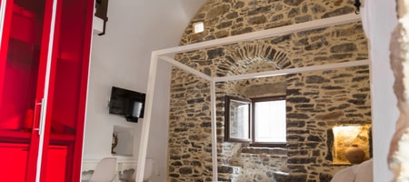 Megalo Kri Kri - Superior Studio
