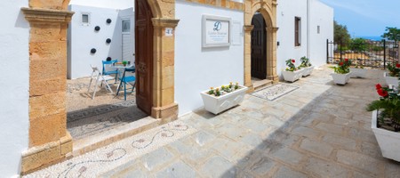 Lindos Citrin Suites (3 Suites - 10 persons)