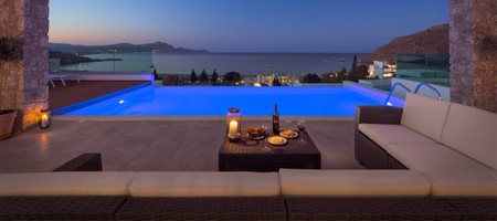 Villa Hermes with Private Pool and Outdoor Jacuzzi (5 Bedrooms Villa)