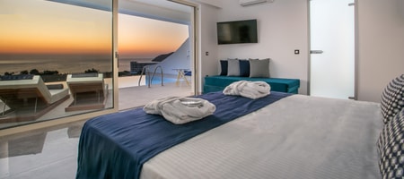 Executive Suite Sea View with Private Pool