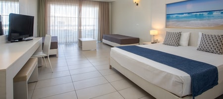 Junior Suite Pool View