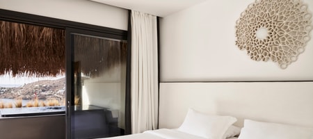 Connecting Design Sea View Suite with Hot Tub