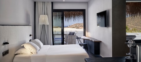 Design Sea View Suite with Hot Tub