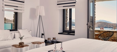 Liostasi Sea View Suite with Private Heated Pool