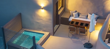 Cave Suite with Sea View and Outdoor Jetted Tub