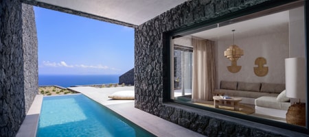 Cave Suite Private Heated Pool