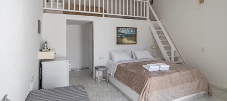Traditional Room I