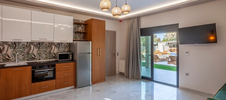 Olia Seaside residence: Family luxury Suite Pool view 8 Pefkohori