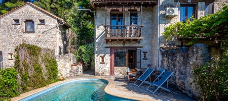 Forest stone Villa with pool Kriopigi