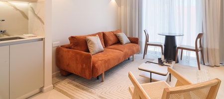 ONE BEDROOM SUITE WITH BALCONY (SIDE VIEW)
