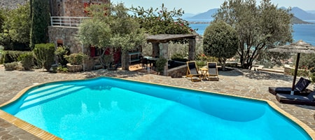 Jules and Jim Villa