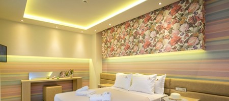 Deluxe King Suite