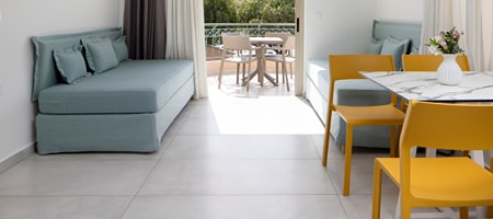 Superior One Bedroom Apartment