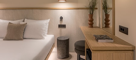 Deluxe Double Room With Sea View And Balcony
