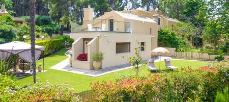 Artemisia Villa