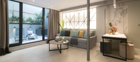 Maisonette with Private Hot Tube