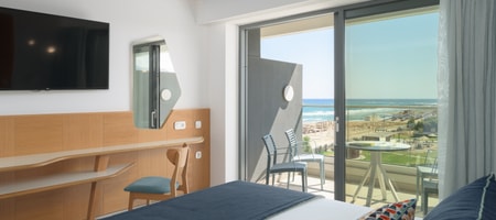Superior Exclusive Pool or Sea View