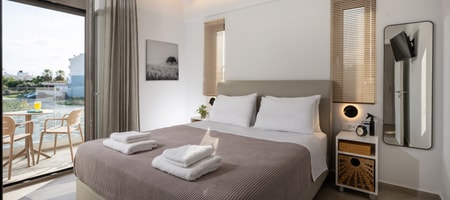 Ariadne Apartment
