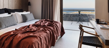 Lava Suite Sea View with Hot Tub