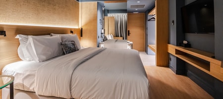 Signature Double Room with Pelion View