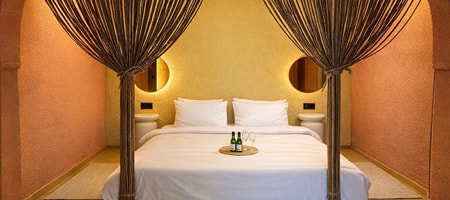 Deluxe Room with King-Size Bed