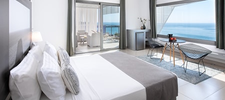 Honeymoon Suite