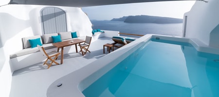 Honeymoon Suite with outdoor heated plunge pool with jets