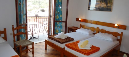 Overview Triple Room