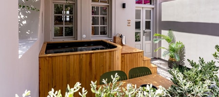 Suite with outdoor Jacuzzi