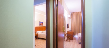 Family Interconnecting Room 