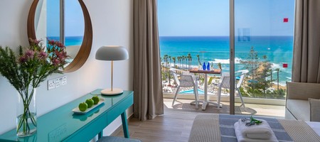 Premium Room Sea View with Executive Lounge Access