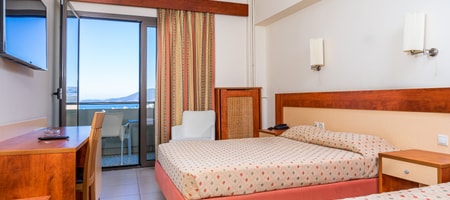 Triple Room Sea View