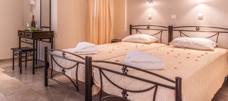 STANDARD DOUBLE ROOM - 2 Single Beds