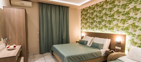 Superior Studio (up to 3 people)
