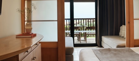 Family Garden View - Sliding Door - Bungalow