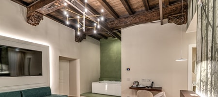 Triple Room with Whirlpool Bathtub – Second Floor