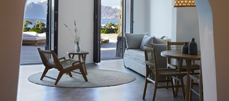 Honeymoon Villa with Private Pool & Caldera View - Evangelia