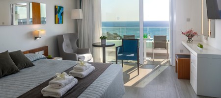 Executive Sea view with Outdoor Whirlpool