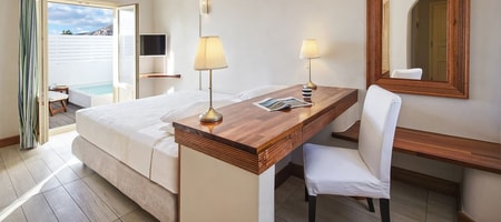 Junior Suite with Outdoor Whirlpool