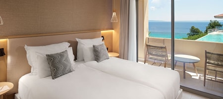 One Bedroom Suite Sea View