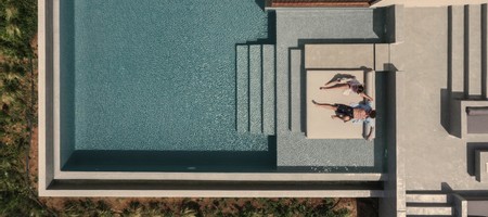 Grande Pool Suite Sea Front