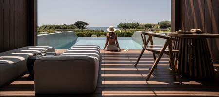 Mellow Pool Suite with Sea View