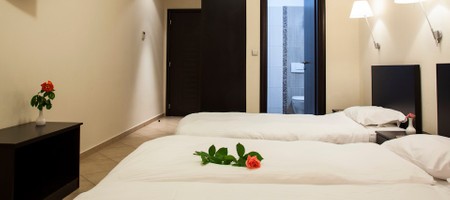 Deluxe Triple Room with Meteora View
