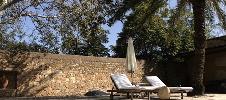 Kynthia Guesthouse