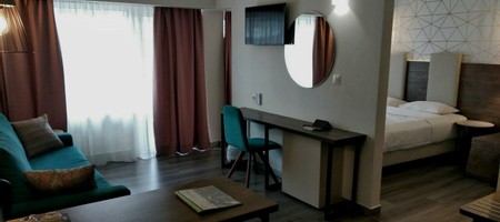 Premium Suite