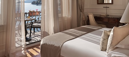 Deluxe Room Sea View with Balcony - Historical Villa