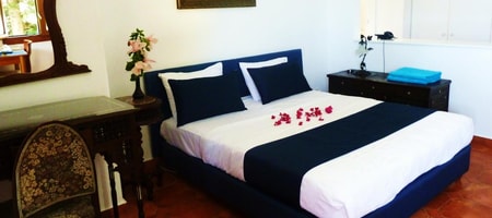 One bedroom apartment with Sea and Garden View